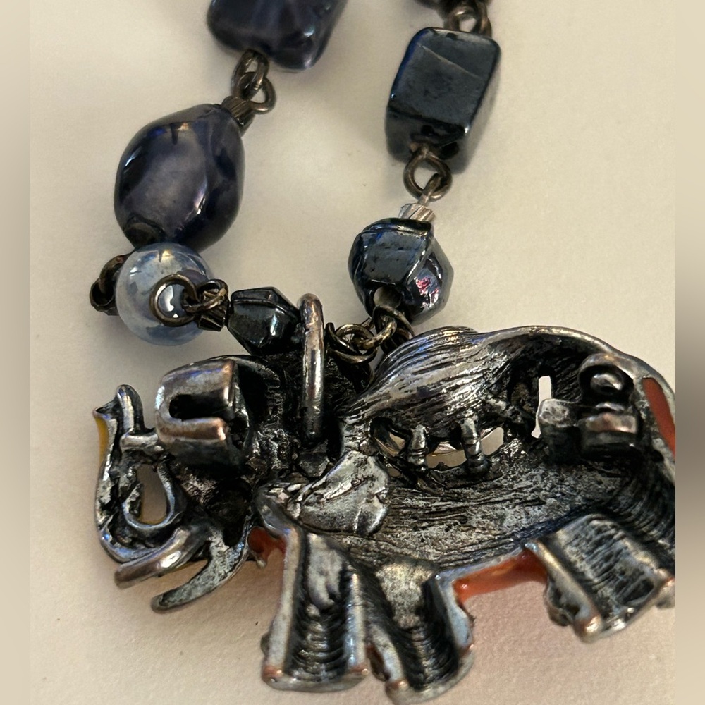 Necklace vintage blue Art Glass enameled Elephant red yellow black crystal beads - Picture 12 of 12